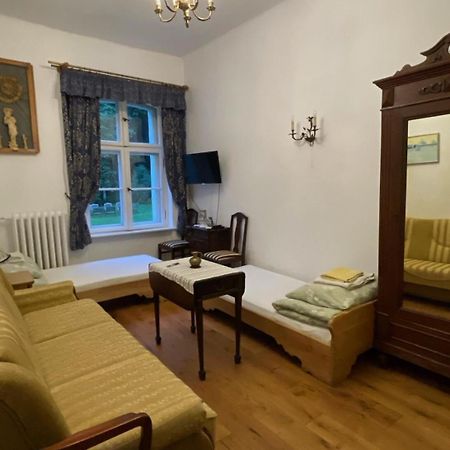 Hotel Cichy Dwor Manowo Exteriér fotografie