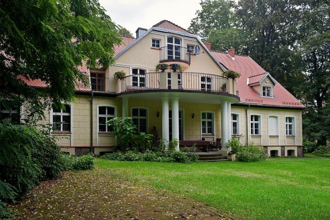 Hotel Cichy Dwor Manowo Exteriér fotografie