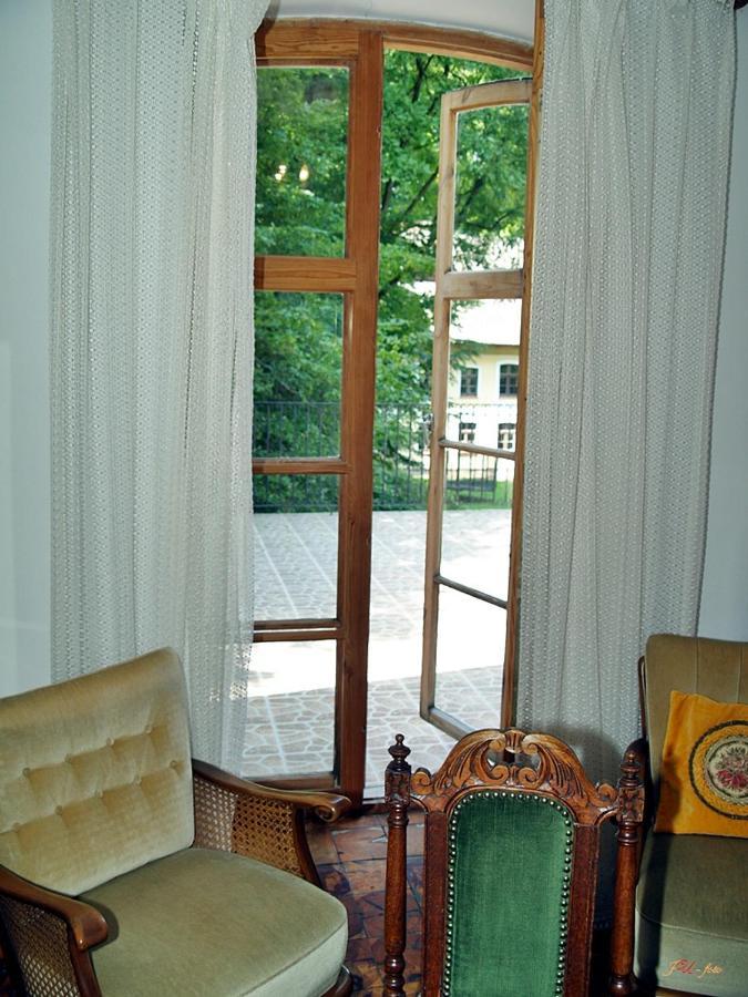 Hotel Cichy Dwor Manowo Exteriér fotografie