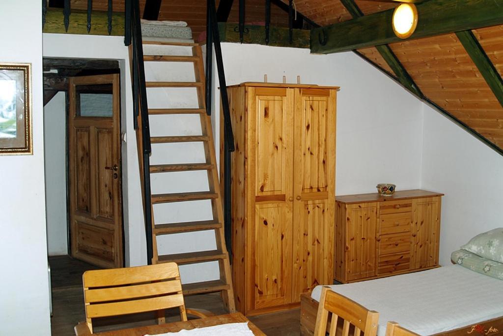 Hotel Cichy Dwor Manowo Exteriér fotografie